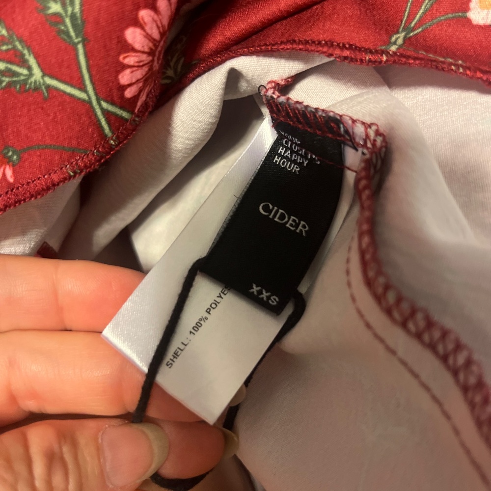 Brand new dress from Cider. - Picture 4 of 6